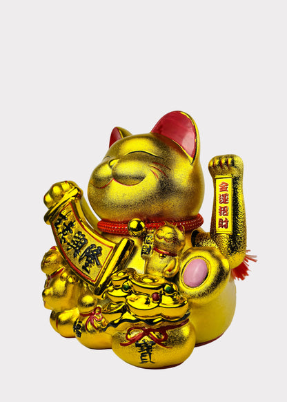 Golden Lucky Cat Figurine – Porcelain Maneki Neko with Banner – DC or Battery Powered