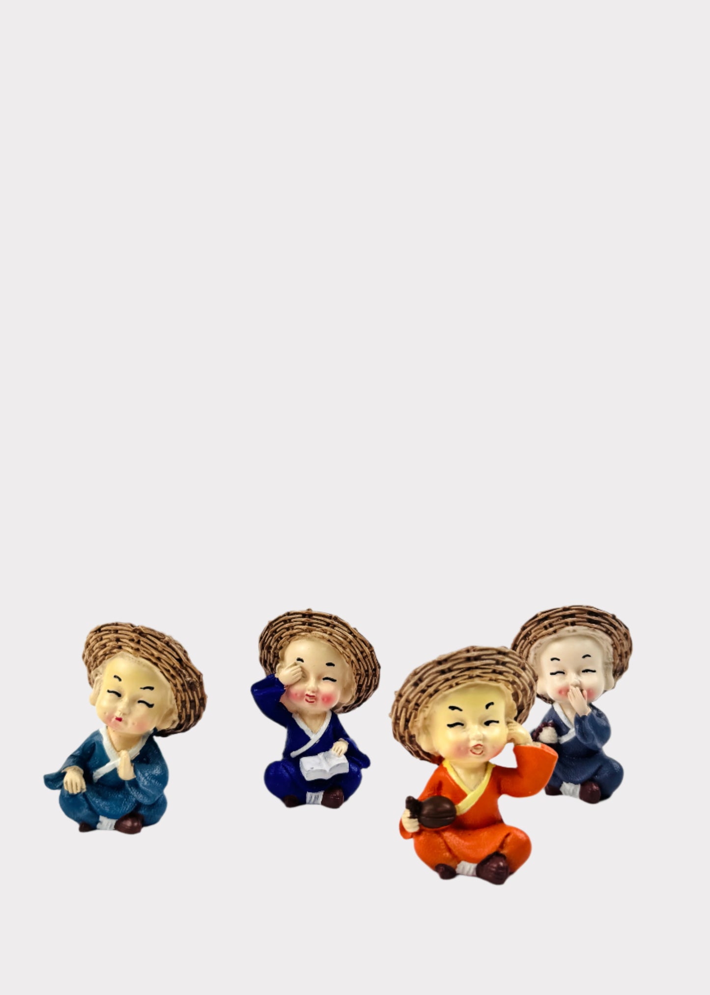 Monks with Straw Hat Set