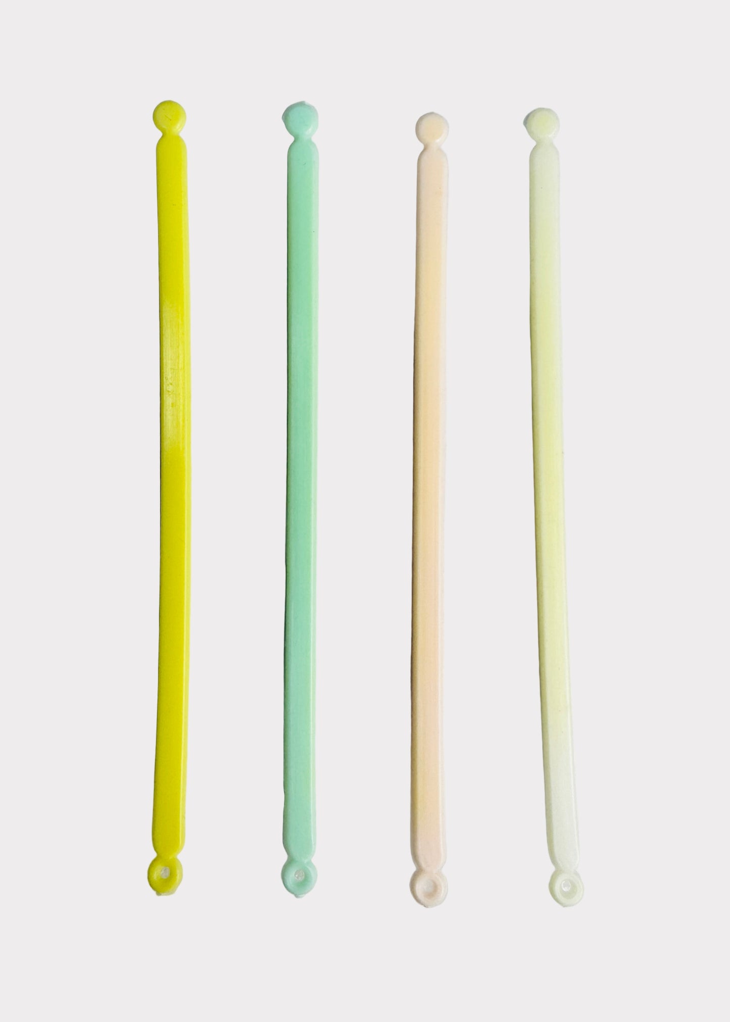 Plastic Tongue Cleaner - Assorted Pastel Colors - Single