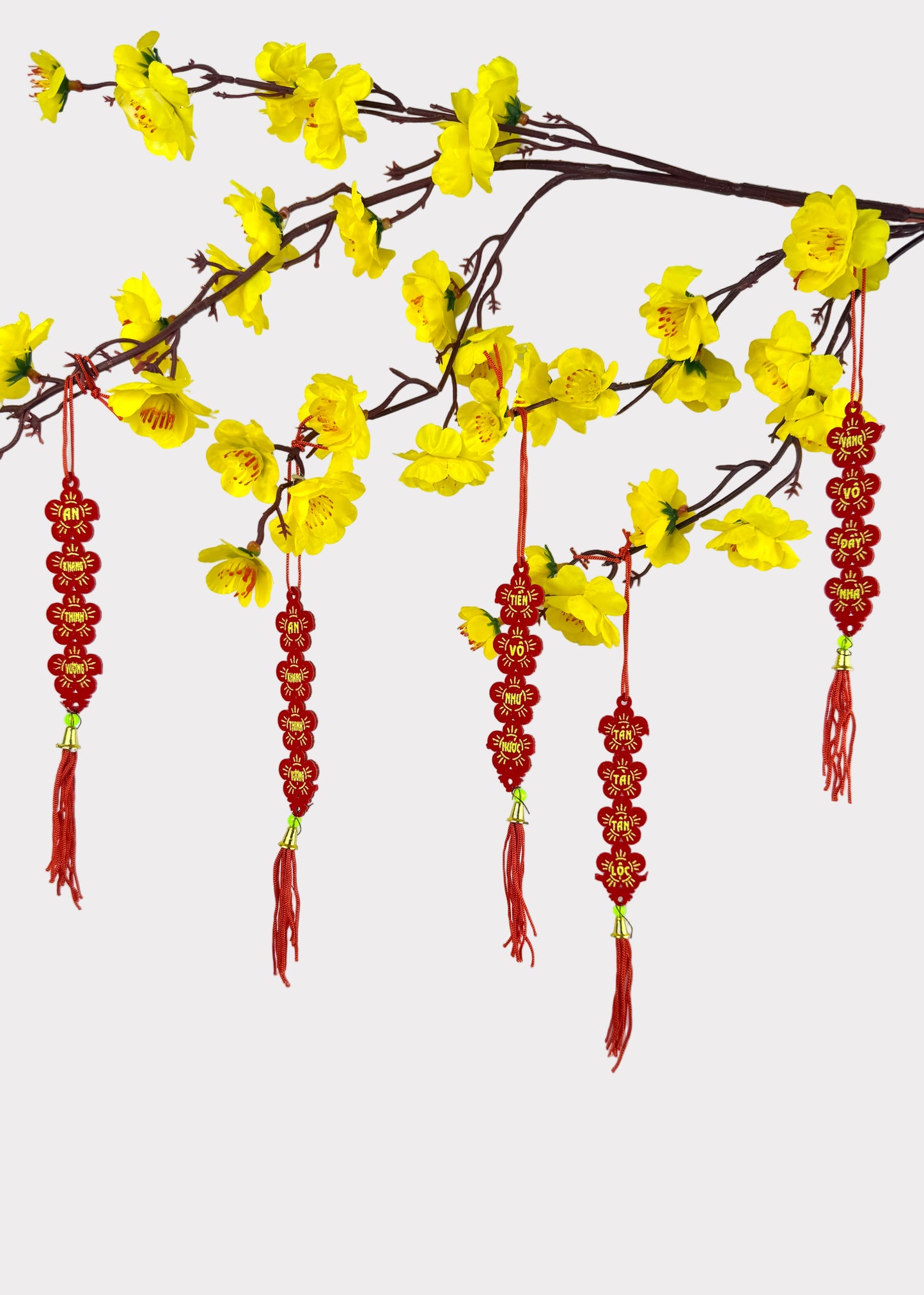 Vietnamese Red Tassel Hanging Ornaments – Lunar New Year Prosperity Décor (10 Count)