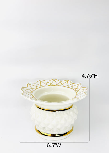 Lotus-Petal Tray Incense Holder – Faceted White & Gold (Ceramic)