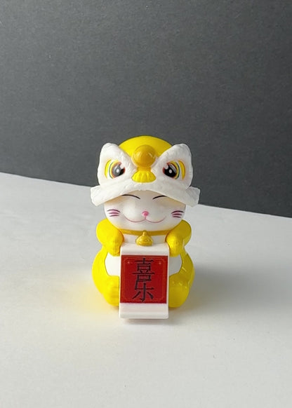 Solar Powered Money Cat – Lion Dance Outfit – Red or Yellow